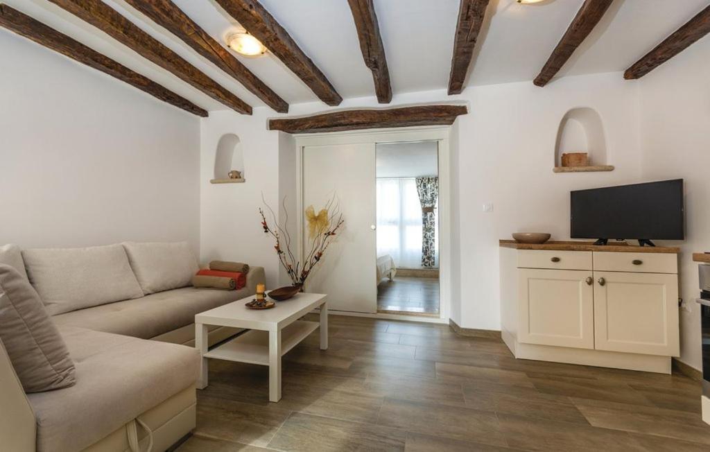Apartment Nena- Apartman Sa Posebnim Ulazom U Prizemlju, Terasom I Zelenom Okucnicom Rakotule Bagian luar foto